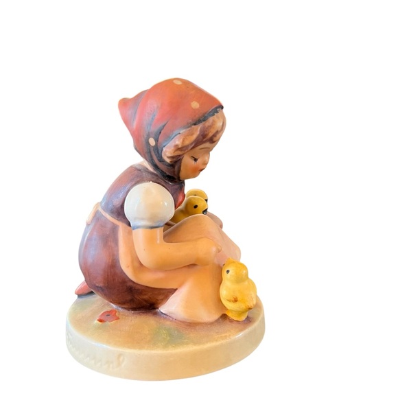 Early Hummel 'Chick Girl' Porcelain Figurine (HUM 57/0) | TMK-3 Small - Picture 5 of 9